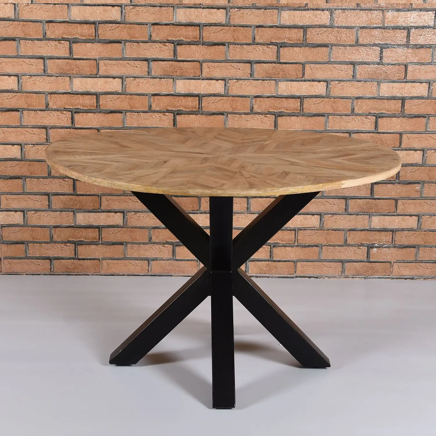 Mango Wood & Iron Round Table
(Top Thickness : 50 MM) - popular handicrafts